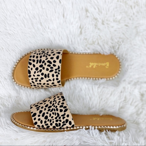 Shoes - 🥇Host Pick🥇Vegan Cheetah Print Slides : 8